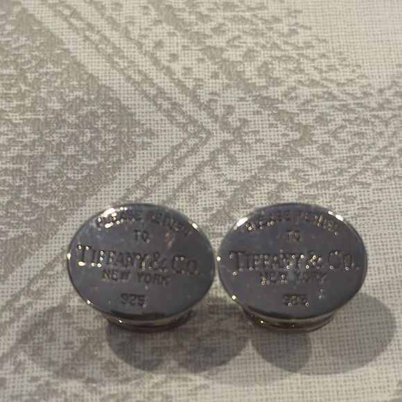 Tiffany & Co ‘Return to Sender’ Sterling Silver Oval Men’s Cufflinks - Picture 3 of 5